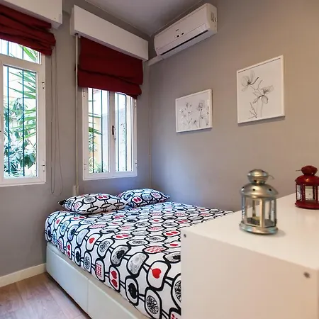 Apartment Loft Basilica Macarena