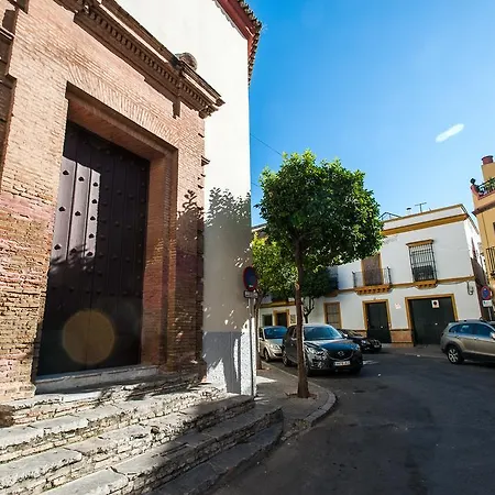 Apartment Loft Basilica Macarena