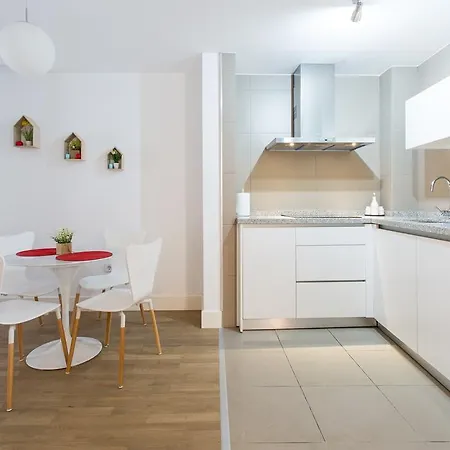 Mint Urban Suites Boho Chic Retreat Apartment