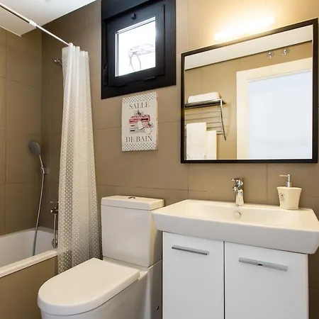 Mint Urban Suites Boho Chic Retreat Apartment