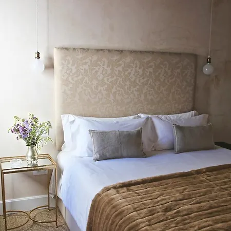 Eva Recommends Sentencia Apartment
