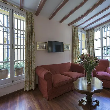 Casas De La Juderia Sevilla