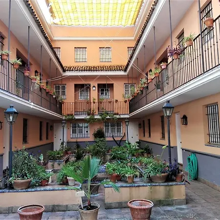 Duplex En Corral De Vecinos San Bernardo Apartment Seville
