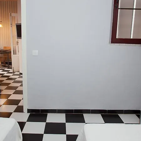 Reservaloen Puerta De La Maestranza Apartment Seville