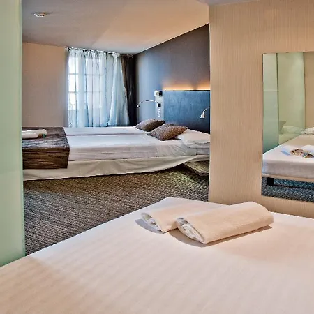 Petit Palace Santa Cruz Hotel Sevilla
