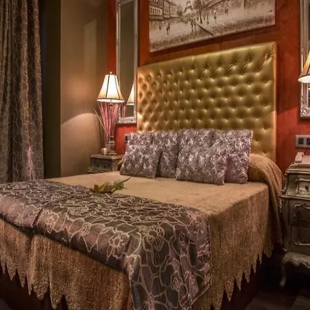 Palace Hotell