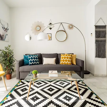 Mint Urban Suites Eclectic Apartment Seville