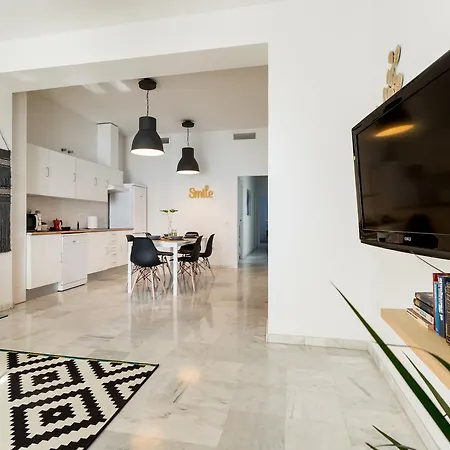 Mint Urban Suites Eclectic Apartment *