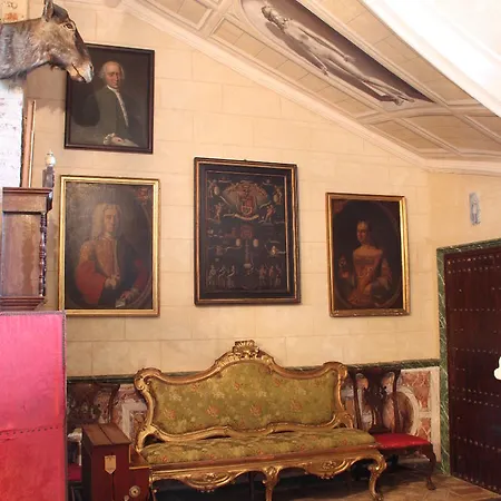 El Palacio De San Benito Cazalla de la Sierra