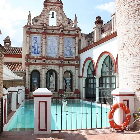El Palacio De San Benito Cazalla de la Sierra