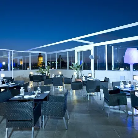 Hotel Center