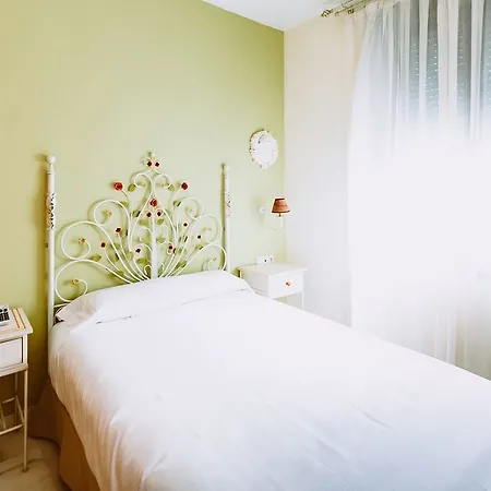 Hotel Basic Dona Manuela 2*