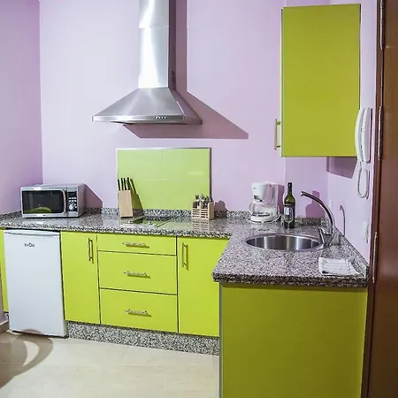 Rey De Sevilla Flats - Macarena * Siviglia