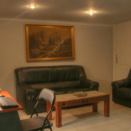 Jentoft Hostel Seville