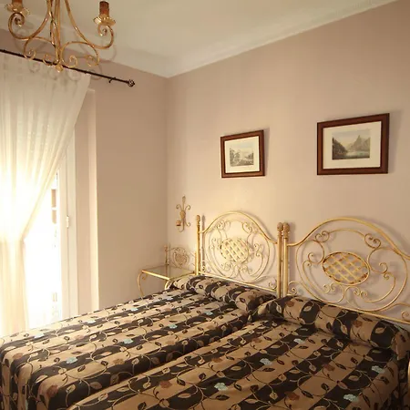 Roma Maison d'hôtes 2*