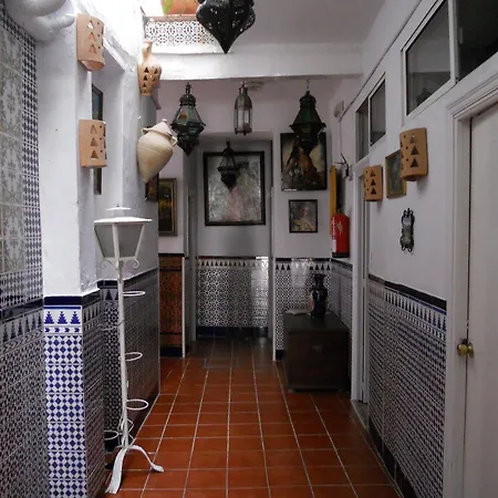 Gasthuis Santa Maria La Blanca 2*