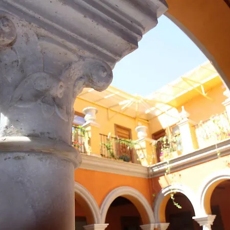 Casa Del Poeta Sevilla