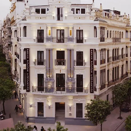 Petit Palace Canalejas Hotel