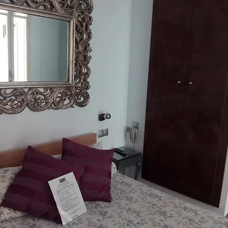 Palacio Alcázar Hotel