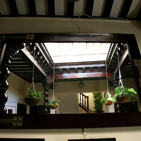 Bed & Breakfast Nuevo Suizo Sevilla