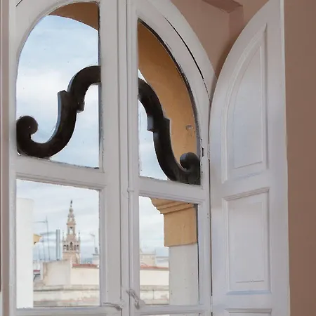 Reservaloen Puerta De La Maestranza * Seville