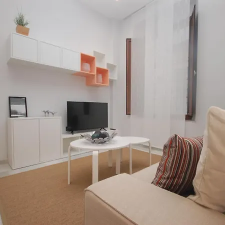 Apartamento Mendoza Apartment Seville