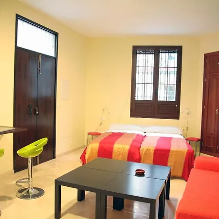 Rey De Sevilla Flats - Macarena Siviglia