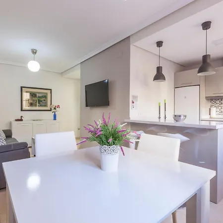 Appartement Calle Sierpes