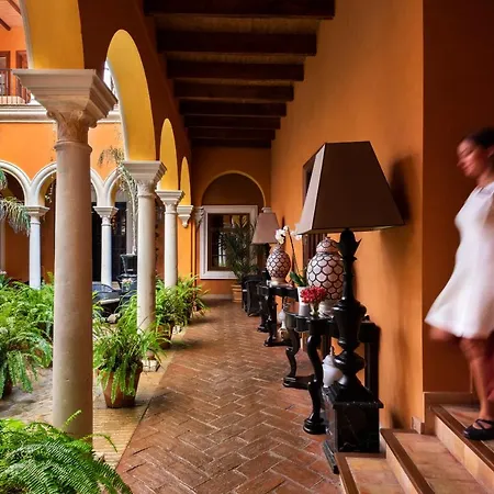 Casa Del Poeta Hotell 4*