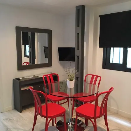 Avenida Apartment *