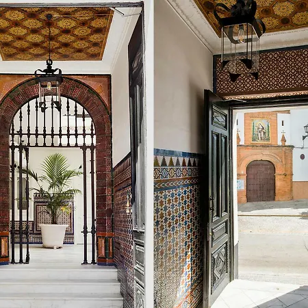 Santa Paula Pool & Luxury Seville