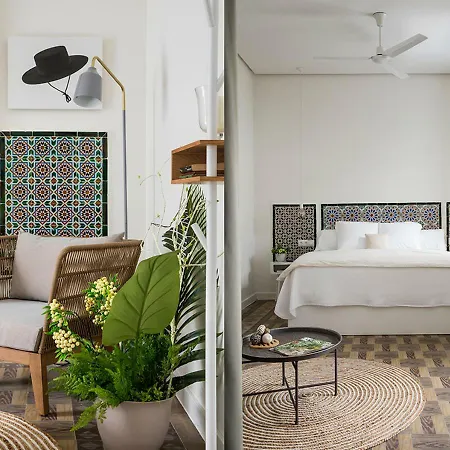 Santa Paula Pool & Luxury Apartment Seville