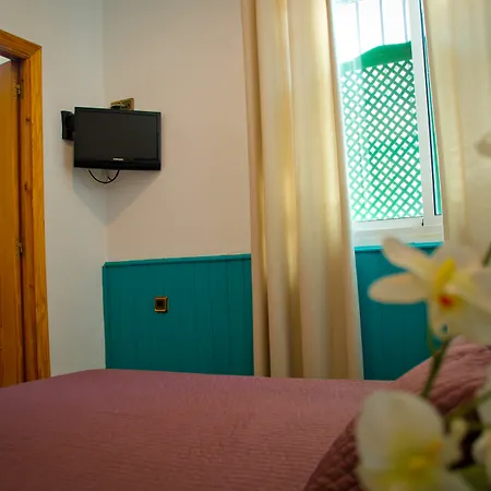 La Muralla Guest house Seville