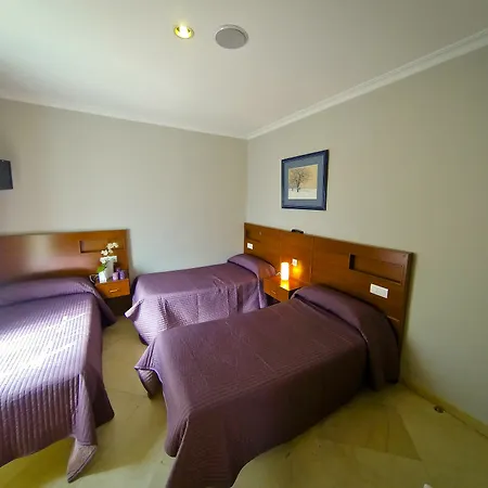 La Muralla Guest house Seville