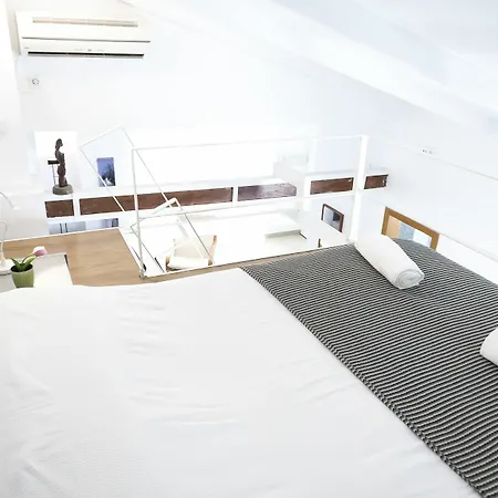 Moderno Centrico Con Terraza Севилья