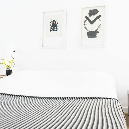 Moderno Centrico Con Terraza Апартаменты *