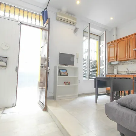 Apartment Deluxe Arco Del Postigo *