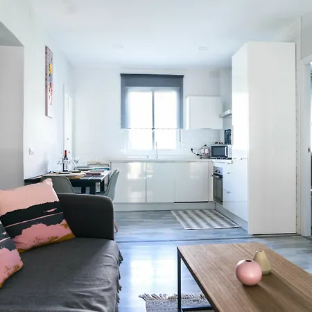 Apartment Spectacularly Updated