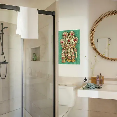 Santa Paula Pool & Luxury Apartment *