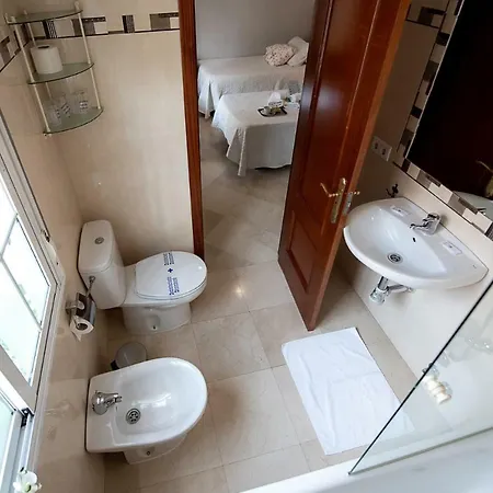 Guest house La Muralla Seville