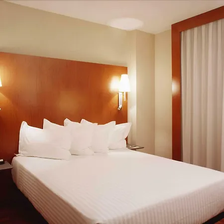 Ac Fórum By Marriott Hotel 4*