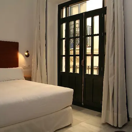 Basic Catedral Hotel 3*