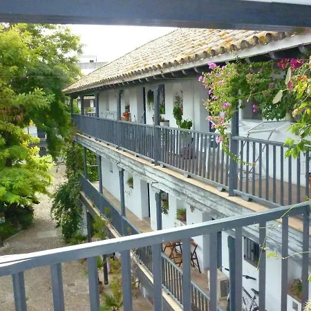 Un Oasis En El Corazón De *