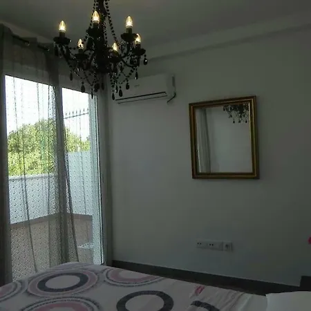 Apartment Atico Con Terraza En Alameda De Hercules *