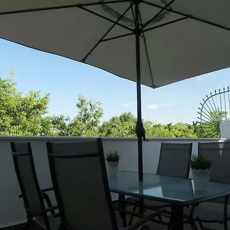 Apartment Atico Con Terraza En Alameda De Hercules