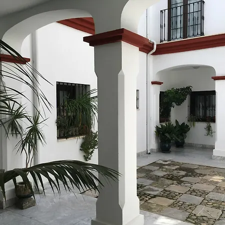 Teodosio Free Parking & Ac Apartment *
