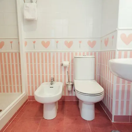 Apartment Comfortable- 2bd 1bth- Triana