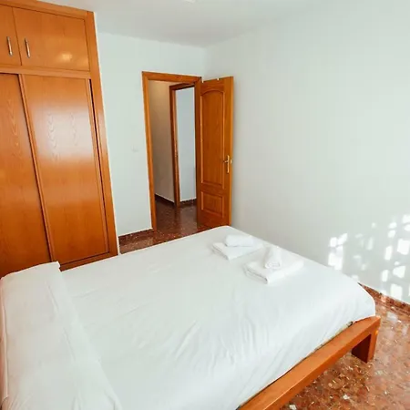 Apartment Comfortable- 2bd 1bth- Triana *
