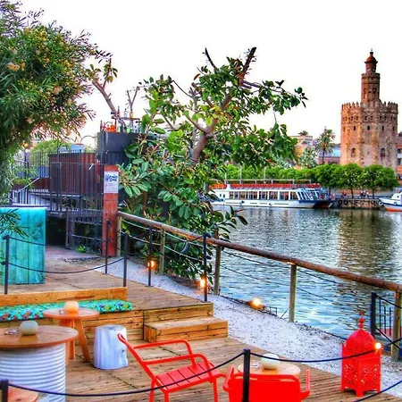 22 Calle Joaquin Costa Apartment Seville