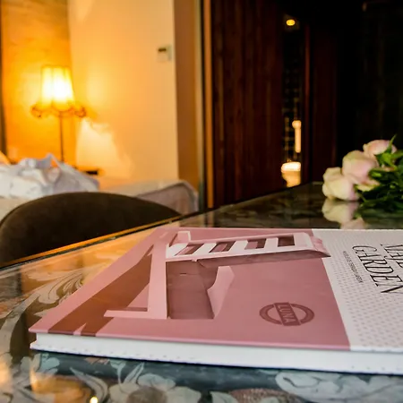 Otel Lobby